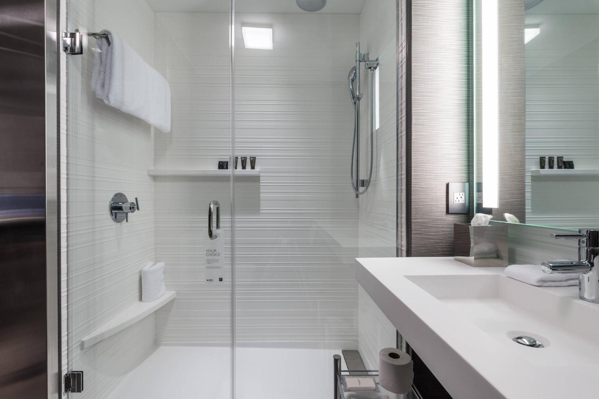 Ac Hotel By Marriott Boston North Medford Ngoại thất bức ảnh